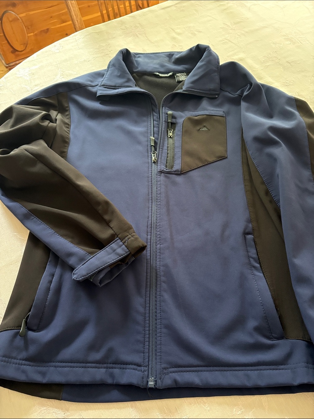 Men's Navy and Black Lightweight Zip-Front Jacket